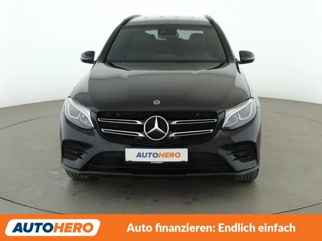 Mercedes-Benz GLC view 9
