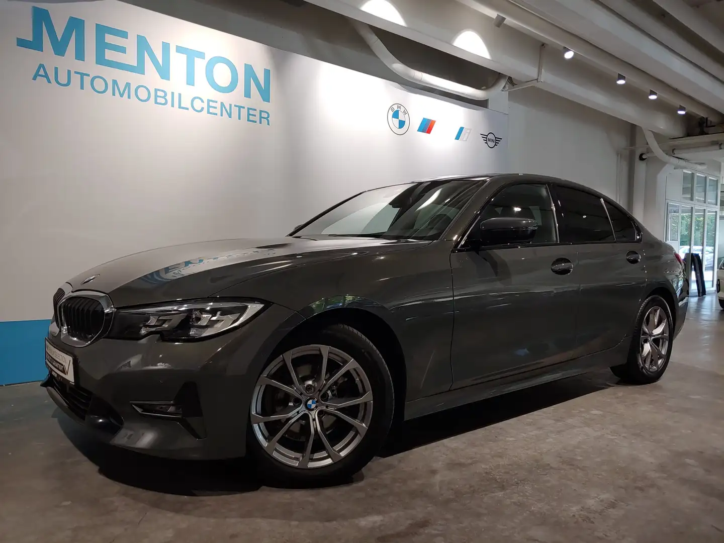 BMW 318 d DAB/LED/Standhzg./RFK/el.Sitze Gri - 2