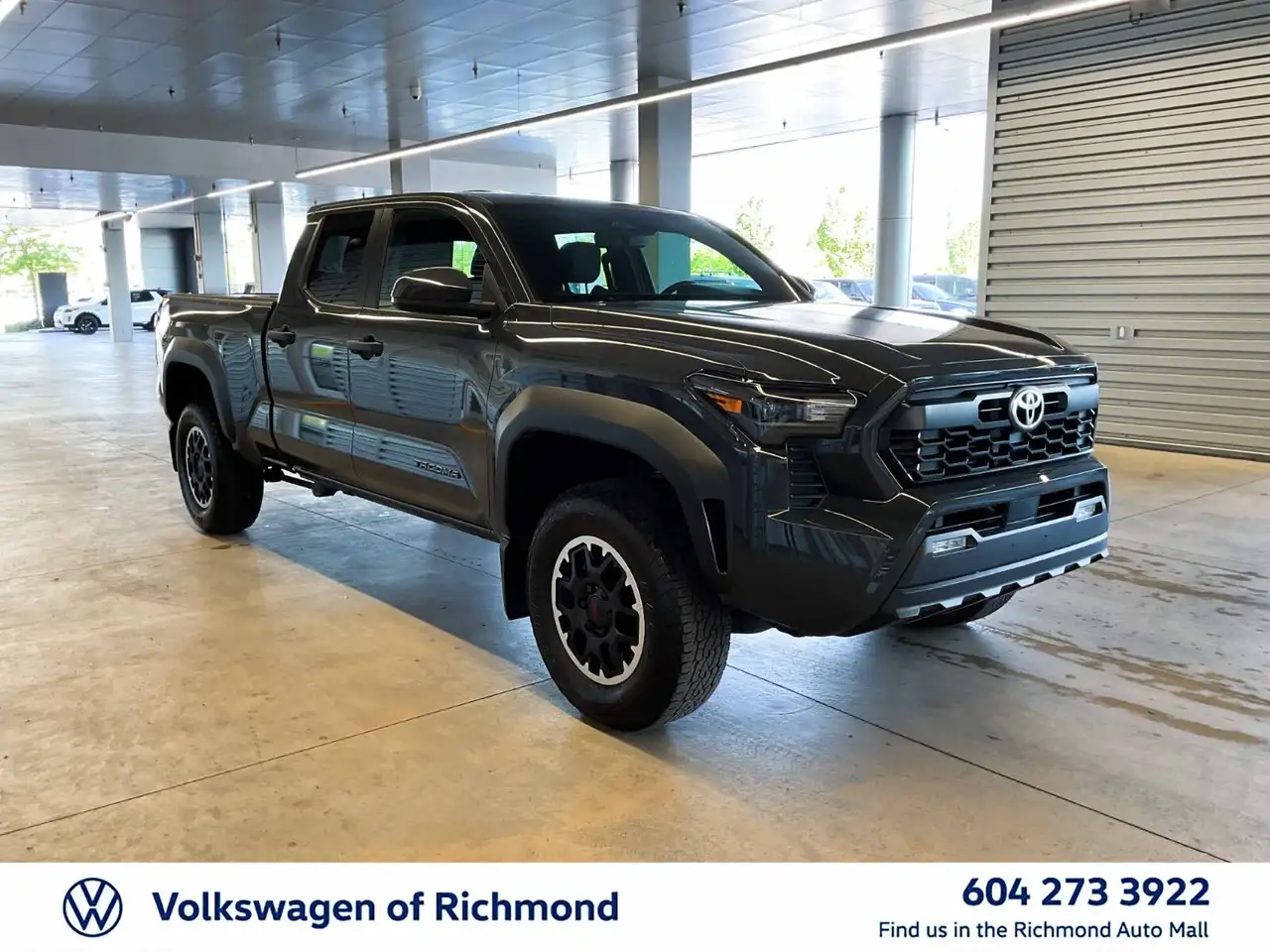 Toyota Tacoma снимка Toyota Tacoma
