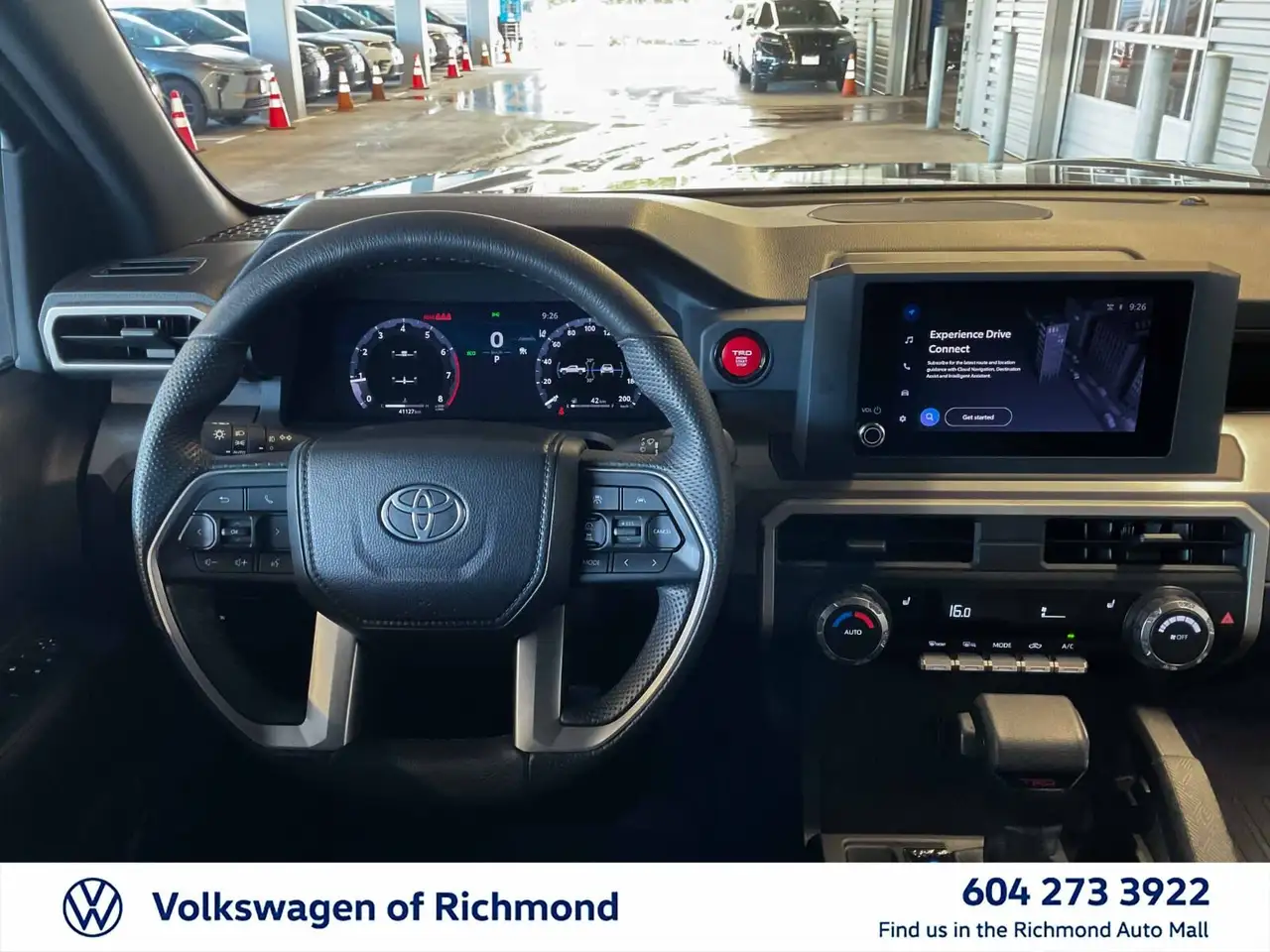 Toyota Tacoma снимка Toyota Tacoma
