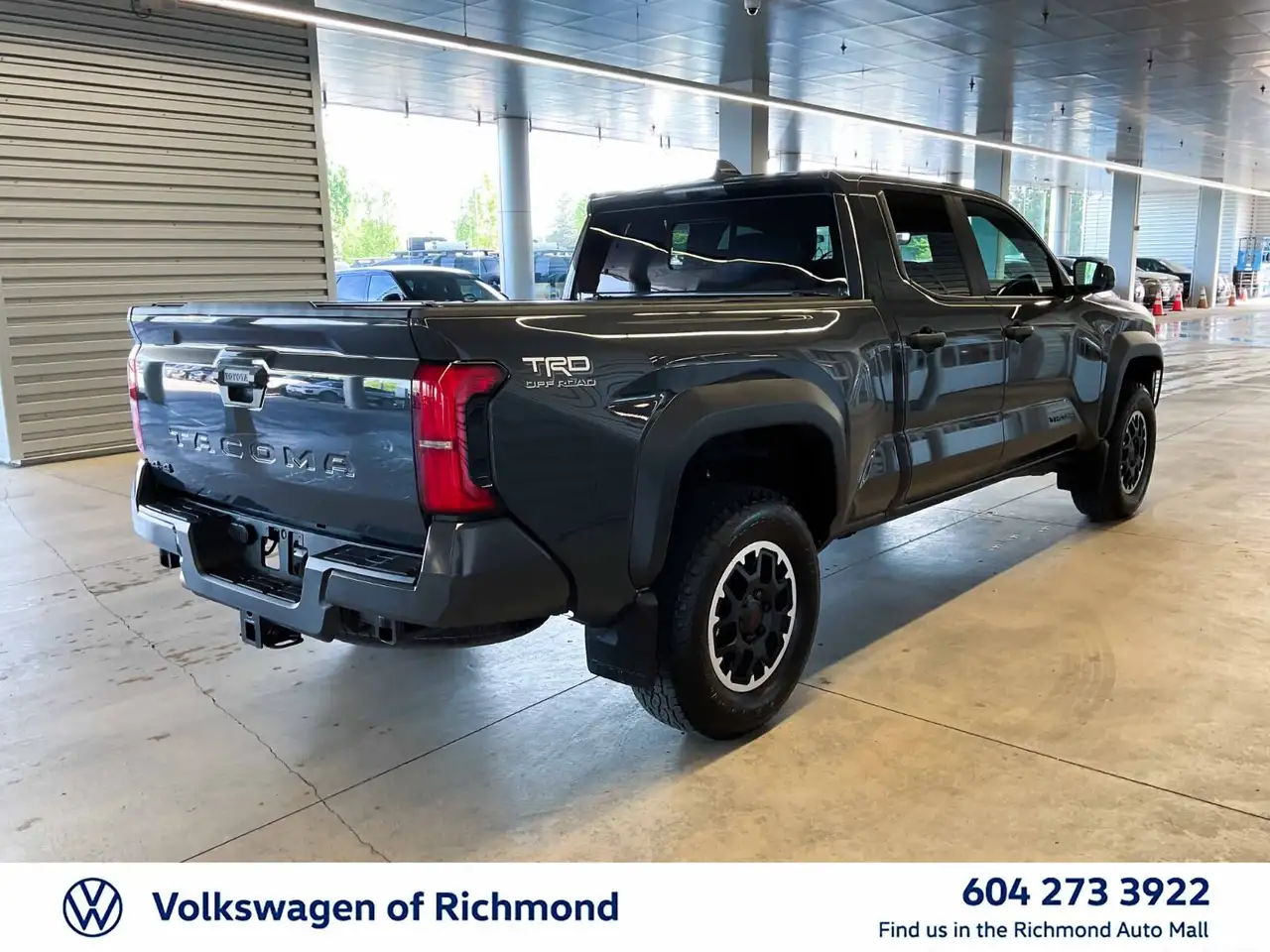 Toyota Tacoma снимка Toyota Tacoma