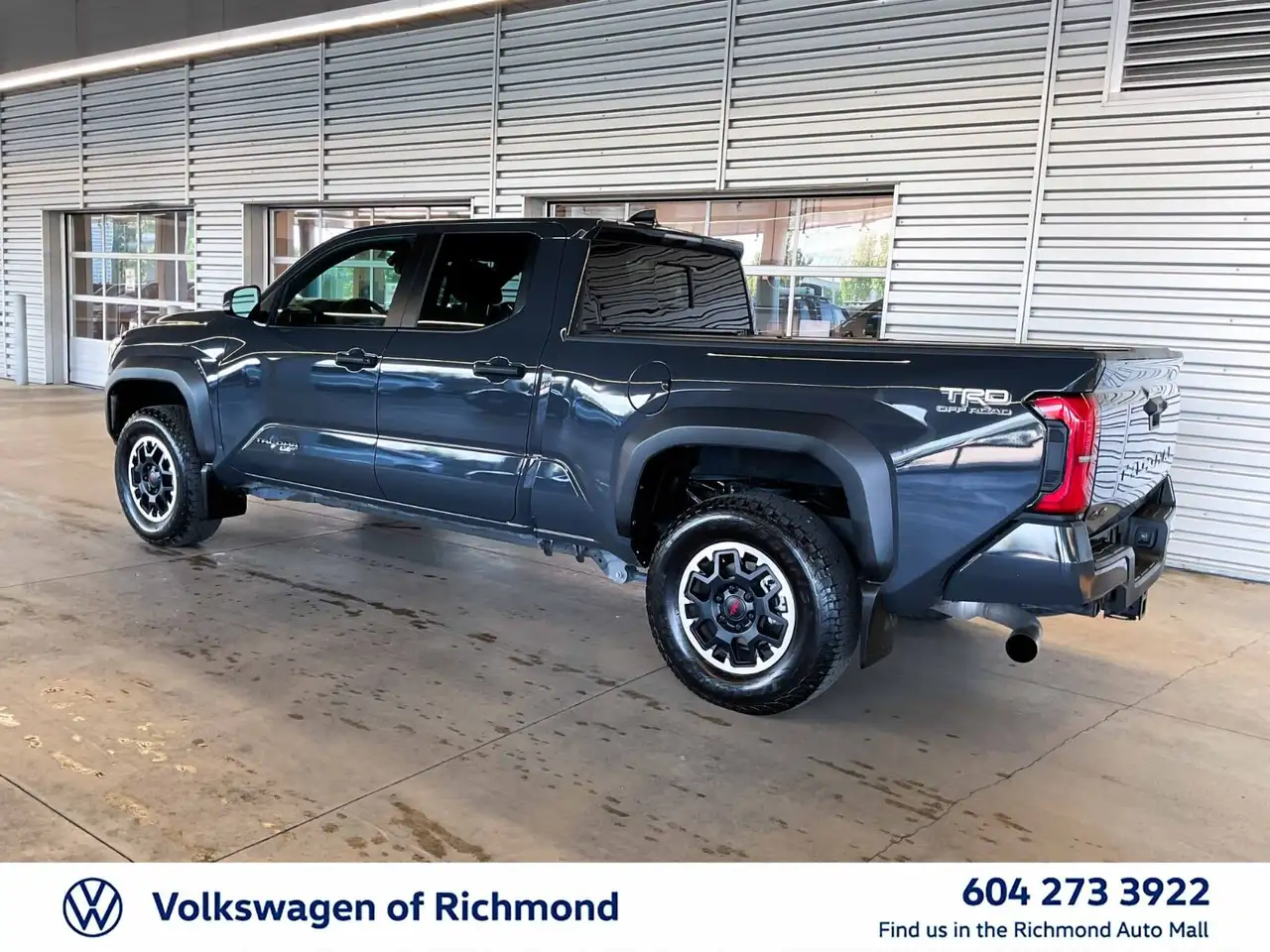 Toyota Tacoma снимка Toyota Tacoma