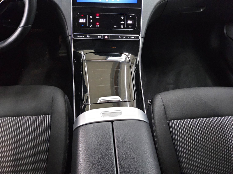 Mercedes-Benz C 220 T d Avantgarde Navi LED MBUX RfK PDC Shz — photo 6