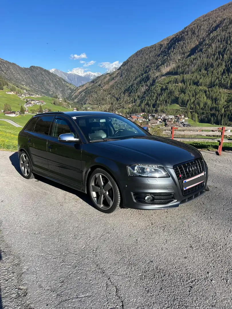 Audi S3 2.0 TFSI quattro - 1