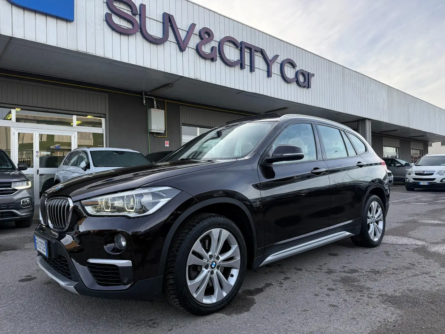 BMW X1 X1 / XDRIVE / TETTO PANORAMICO/KM CERTIFICATI auto Barna - 1