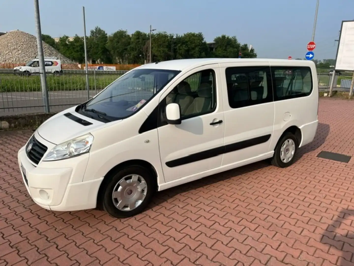 Fiat Scudo 2.0 MJT/130  9 posti  P. LUNGO Blanco - 1