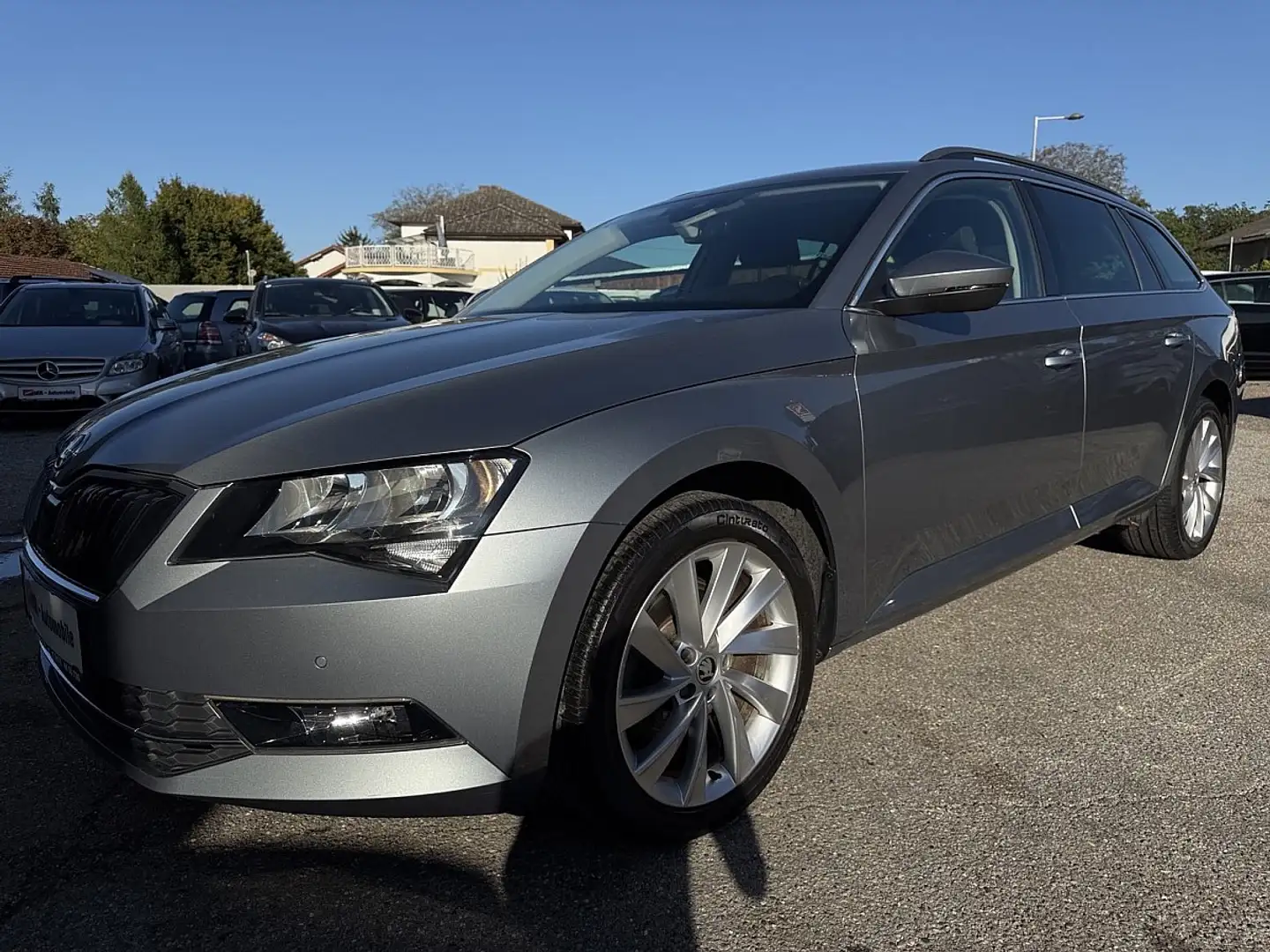 Skoda Superb Kombi 1,4 TSI ACT Ambition Silber - 2