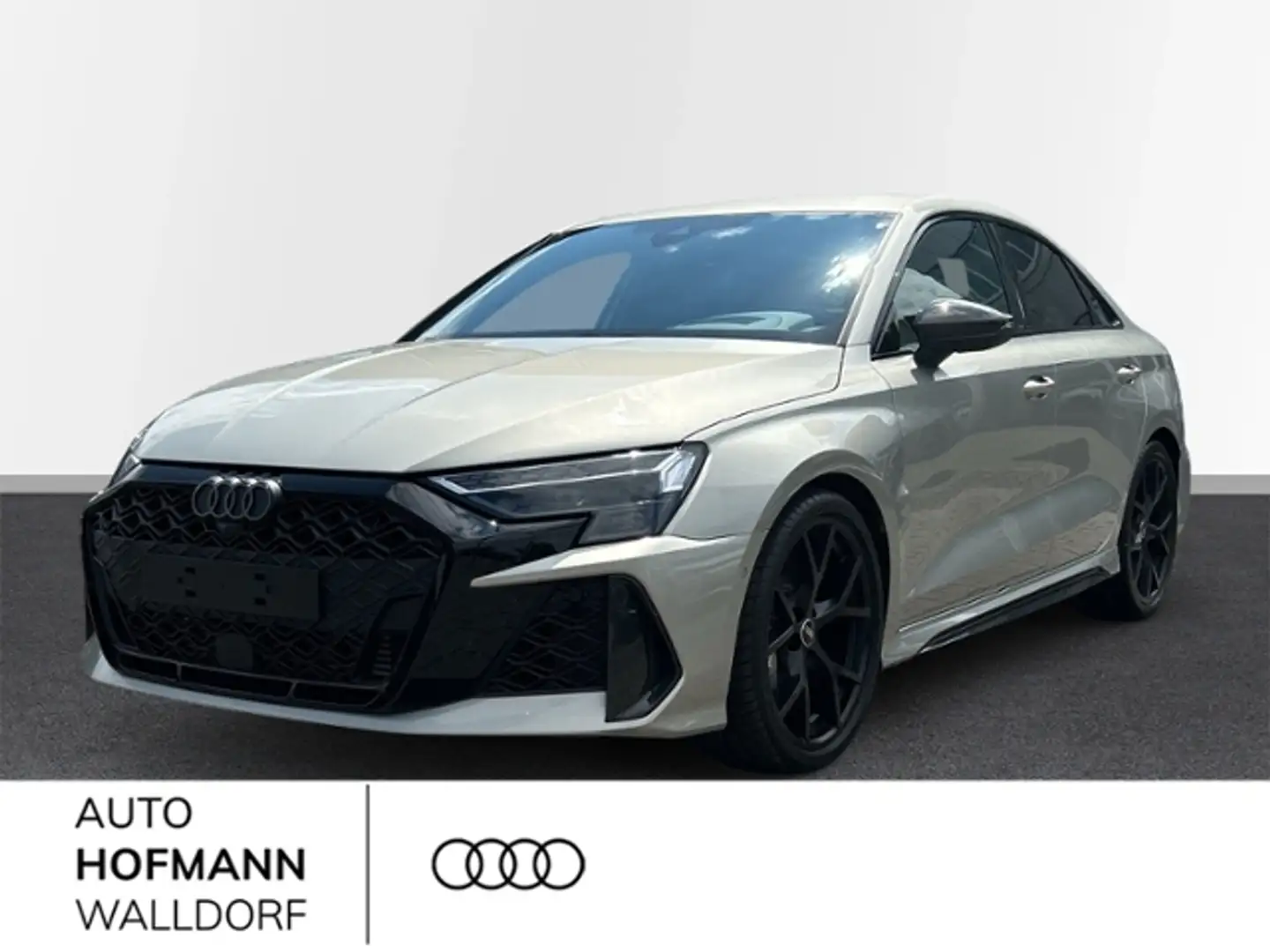 Audi RS3 Limousine  2.5 TFSI quattro S tronic Cuvee, Sport Silber - 1