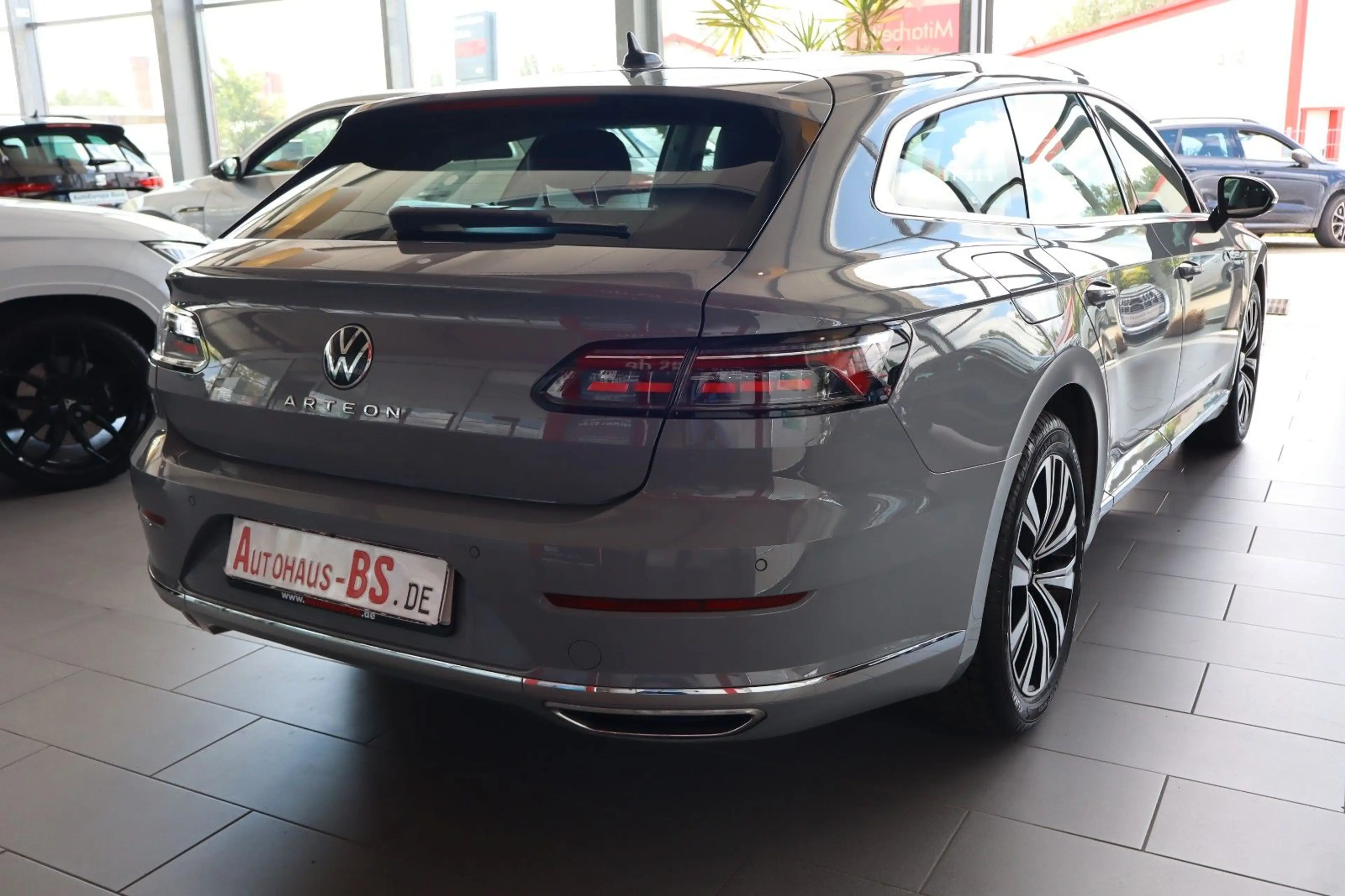 Volkswagen Arteon Shooting Brake 2.0 TDI,Kamera360°Navi,AHK — photo 10