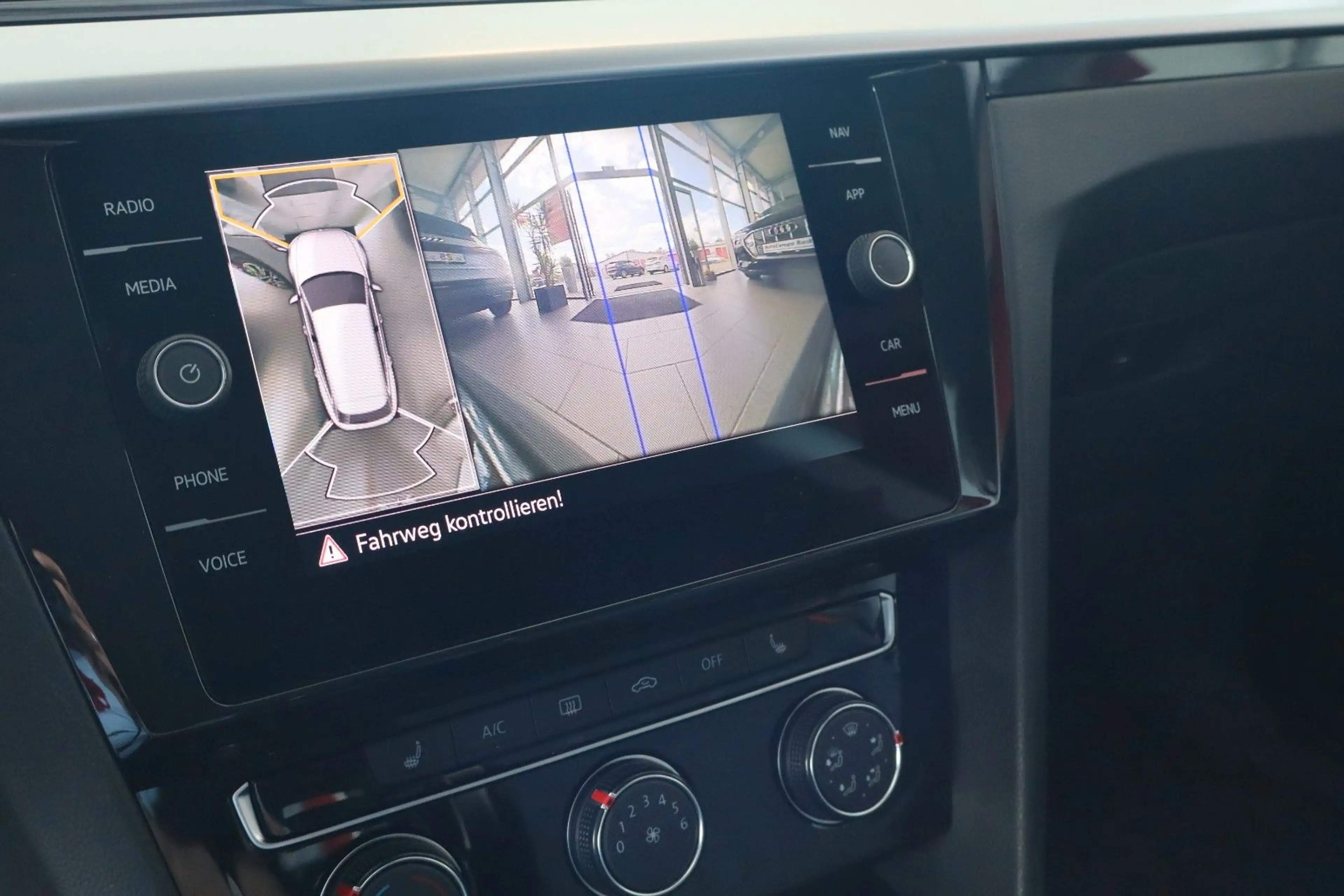 Volkswagen Arteon Shooting Brake 2.0 TDI,Kamera360°Navi,AHK — photo 13