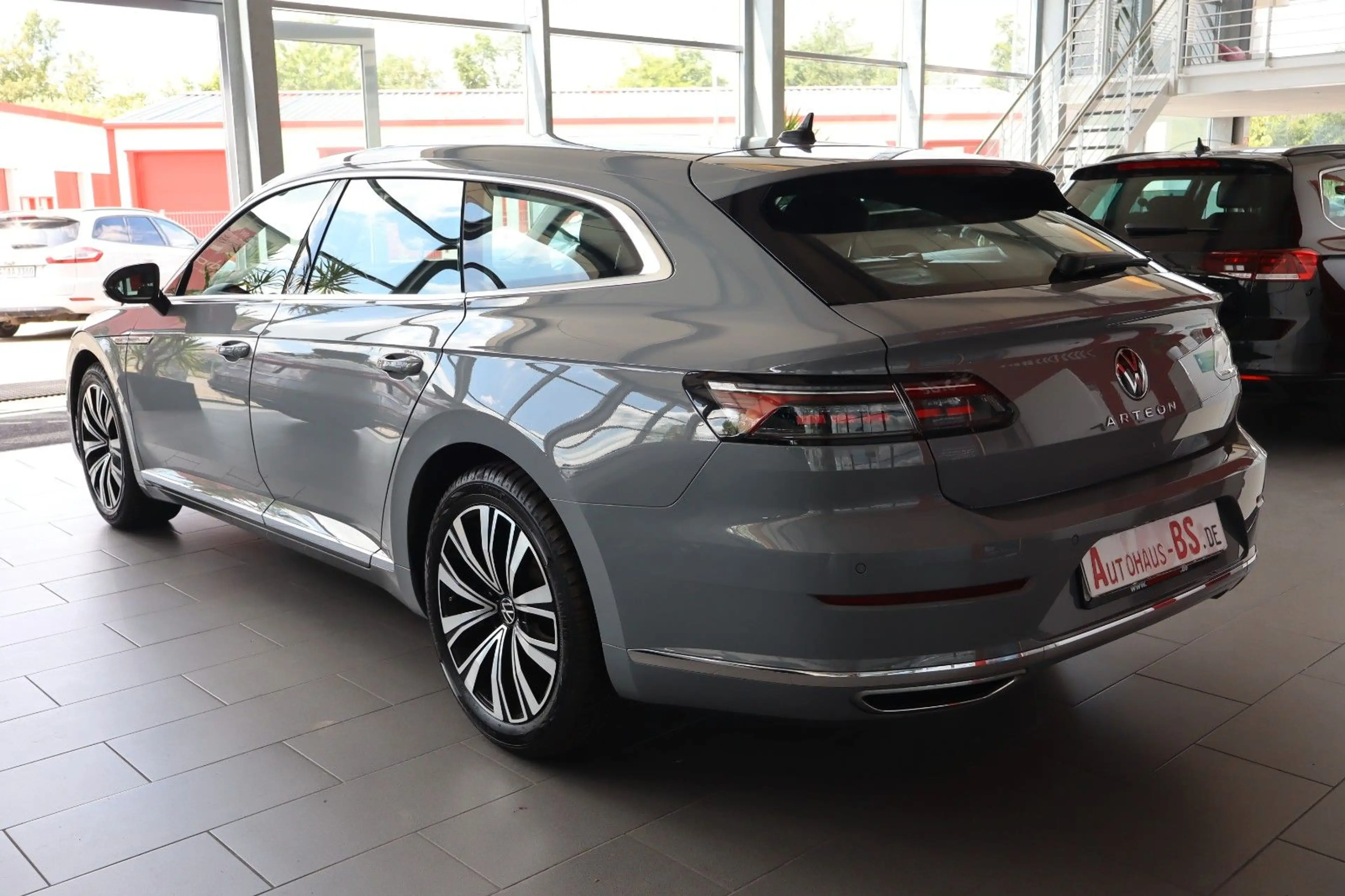 Volkswagen Arteon Shooting Brake 2.0 TDI,Kamera360°Navi,AHK — photo 4