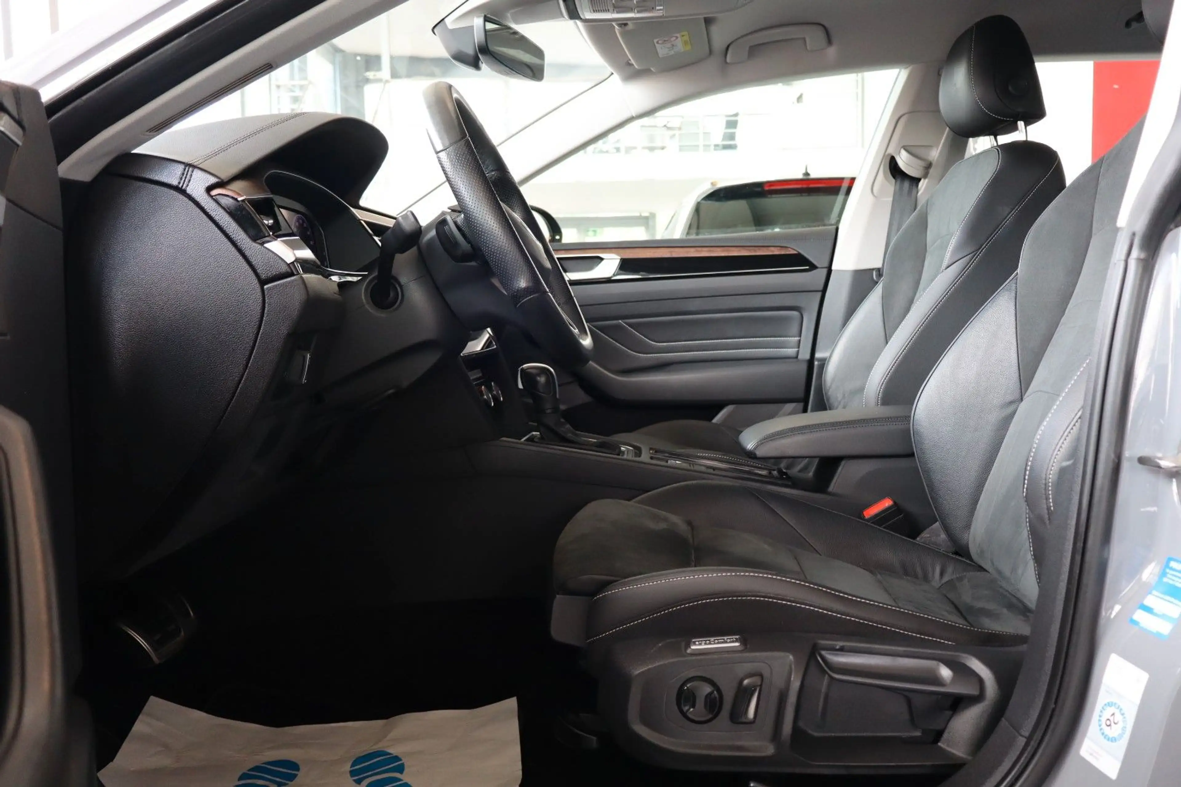 Volkswagen Arteon Shooting Brake 2.0 TDI,Kamera360°Navi,AHK — photo 8