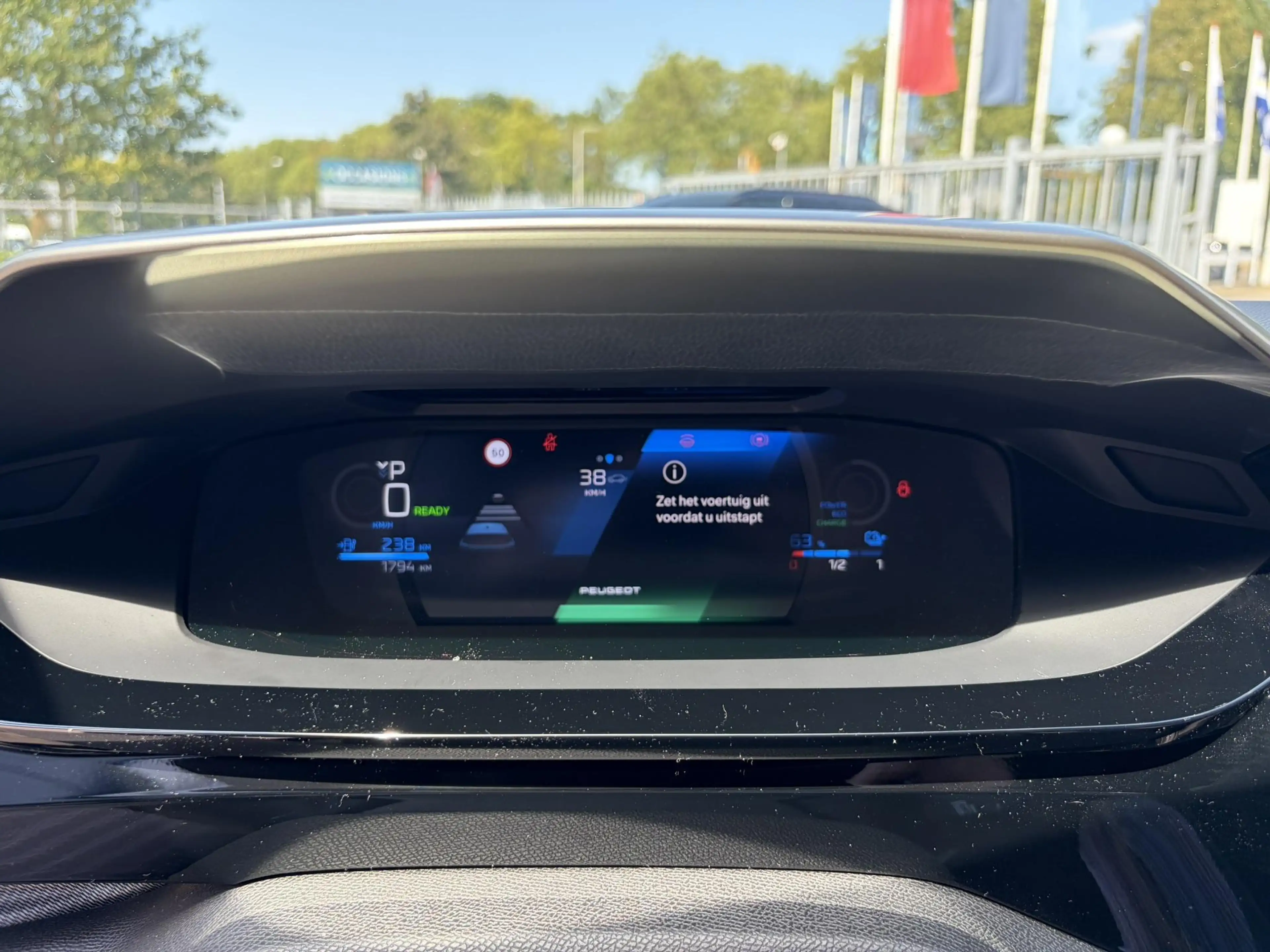 Peugeot 308 e-308 GT 54 kWh Panoramdak I Alcantara Executive i — photo 14