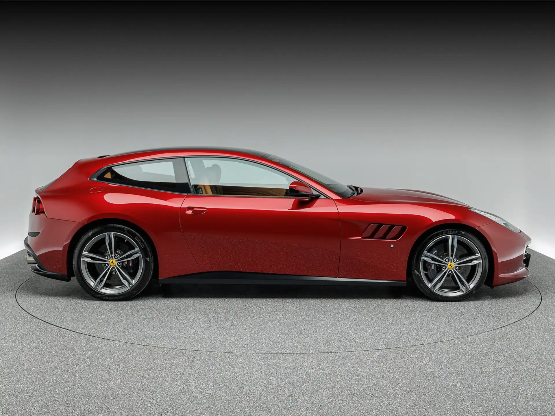 페라리 GTC4 루쏘 2017 빨강 사진 6