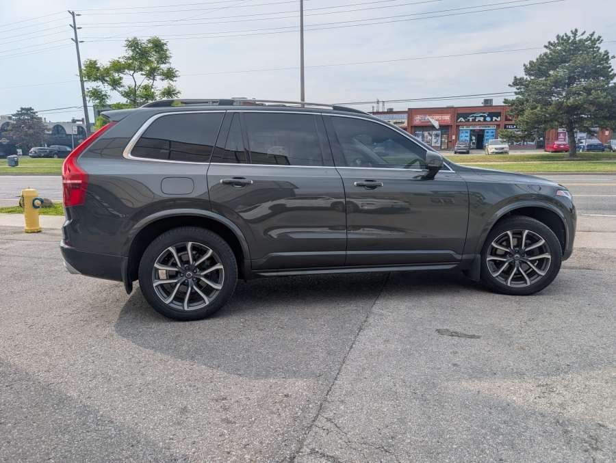 2018 Volvo XC90 T6 MOMENTUM PLUS * 7 PASS * BOOSTER CUSHION * POWE alt 4