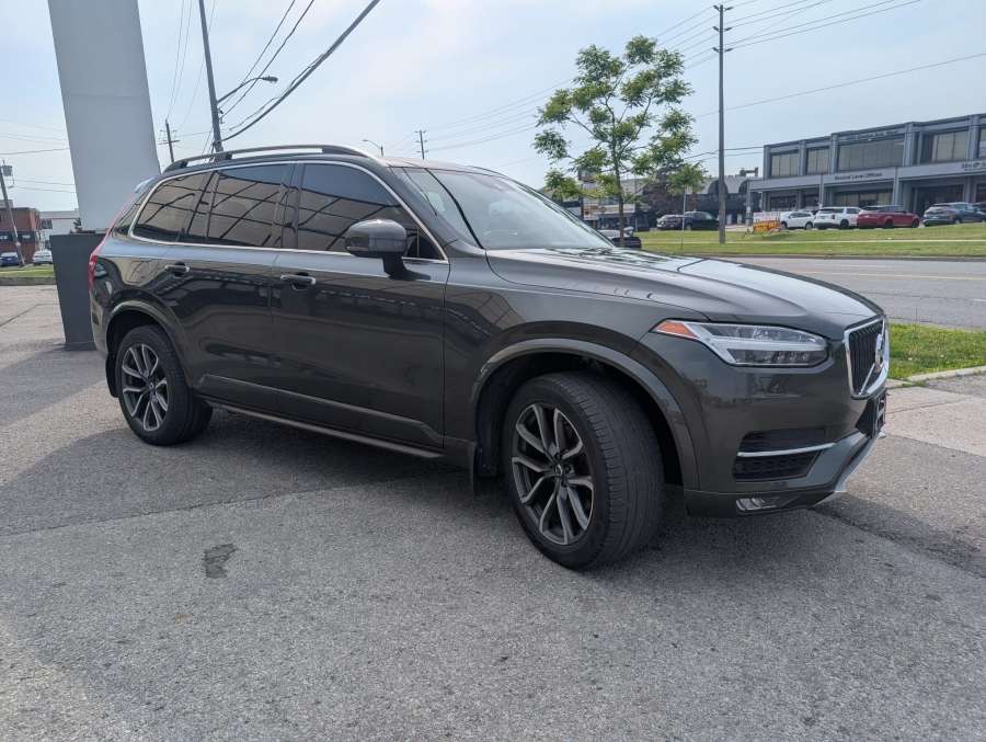 2018 Volvo XC90 T6 MOMENTUM PLUS * 7 PASS * BOOSTER CUSHION * POWE alt 3