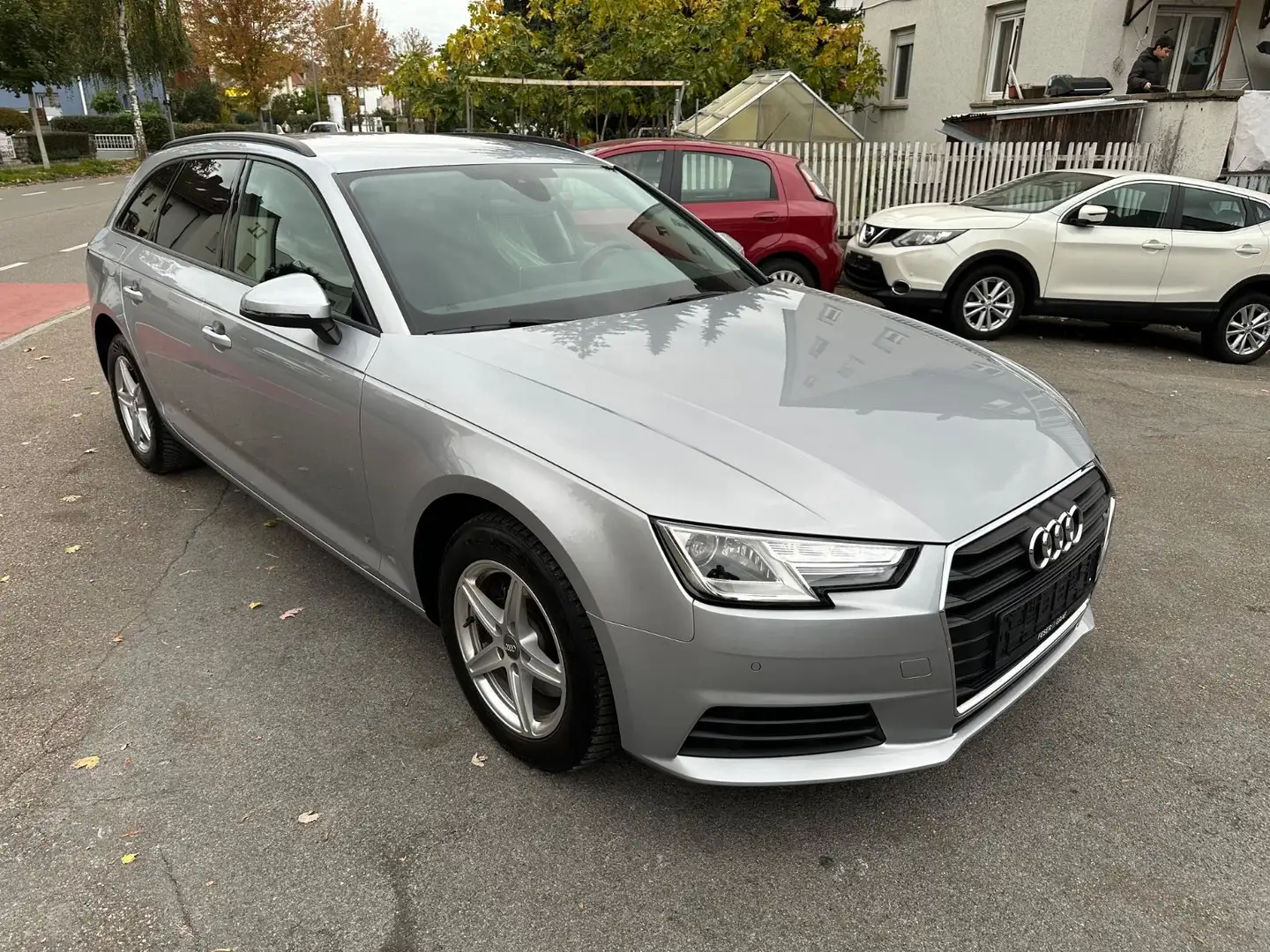 Audi A4 Avant 35 TDI/ Navi/ Xenon/ PDC/ SHZ Argent - 1