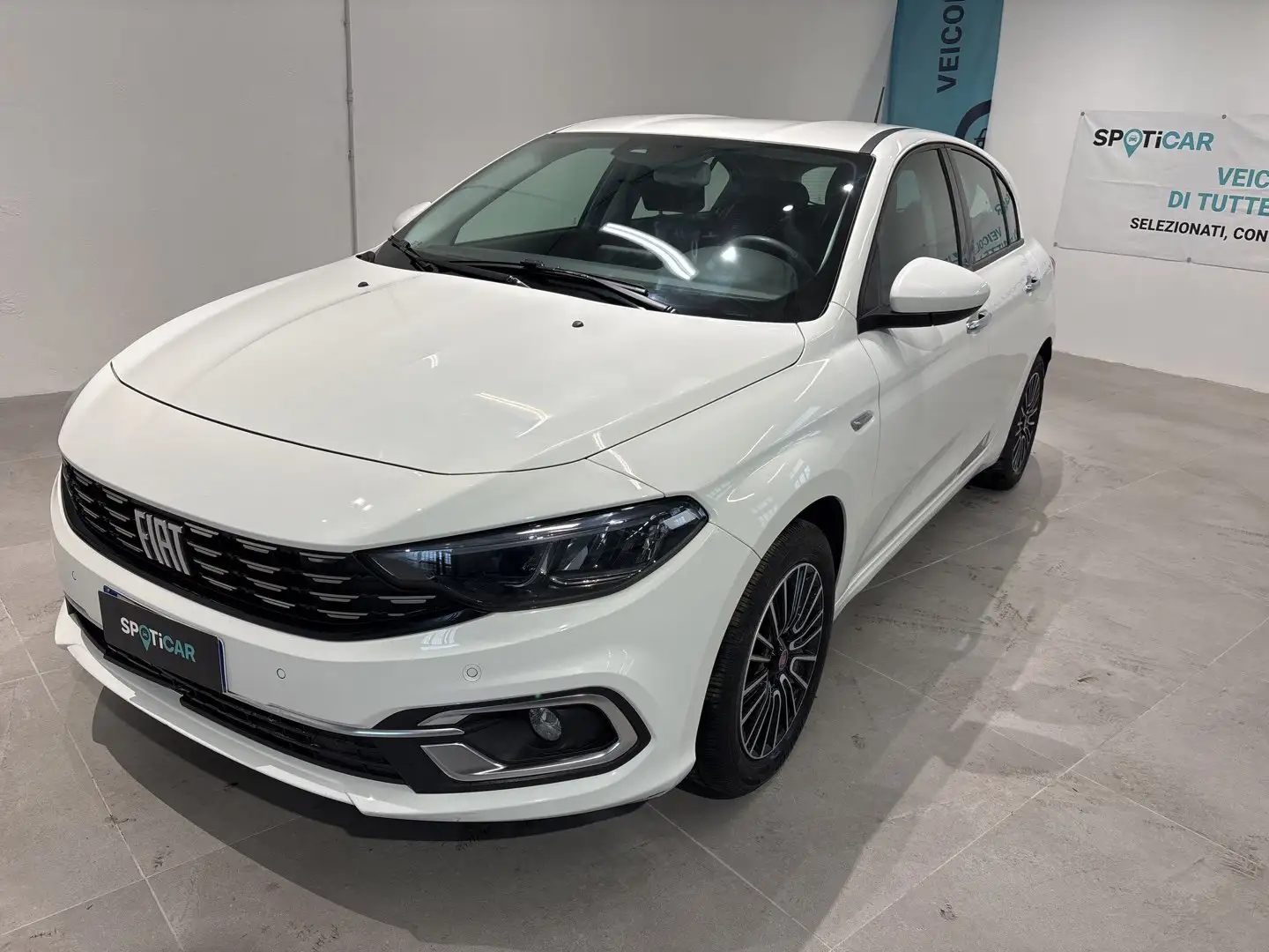 Fiat Tipo Tipo 1.3 Mjt 5 porte Life Bianco - 1