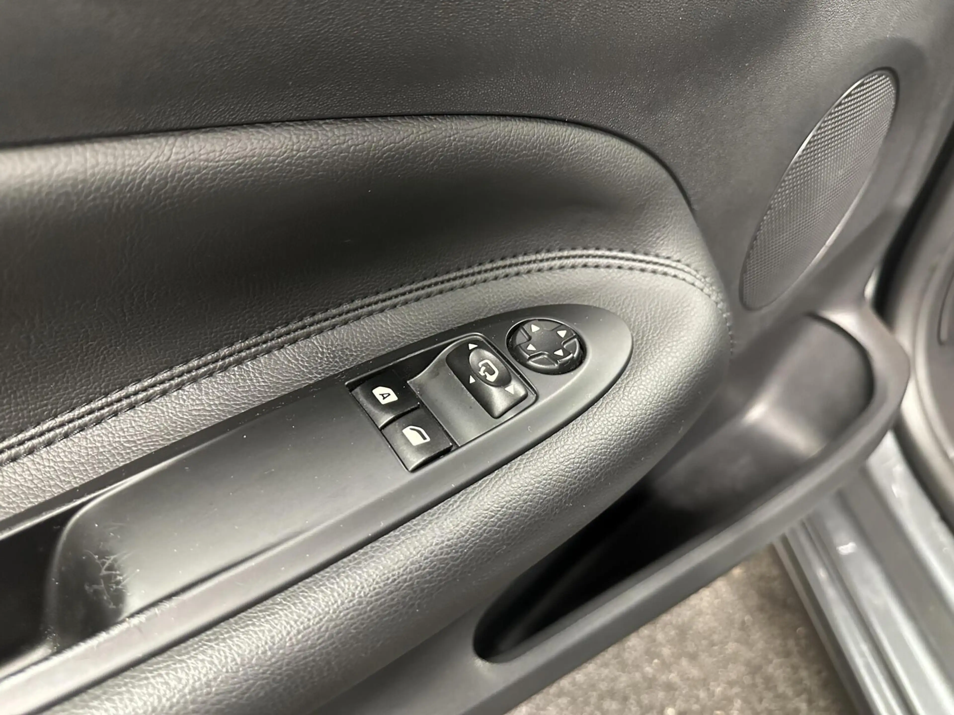 DS Automobiles DS 3 1.2 PureTech So Chic NAVIGATIE ECC CRUISE LM. — photo 15