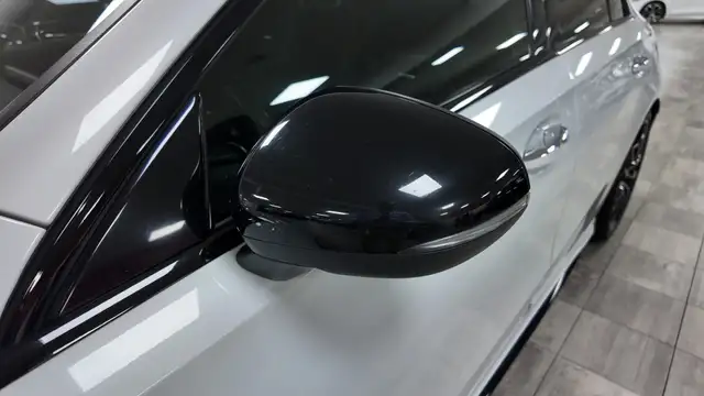 Mercedes-Benz A-Class view 14