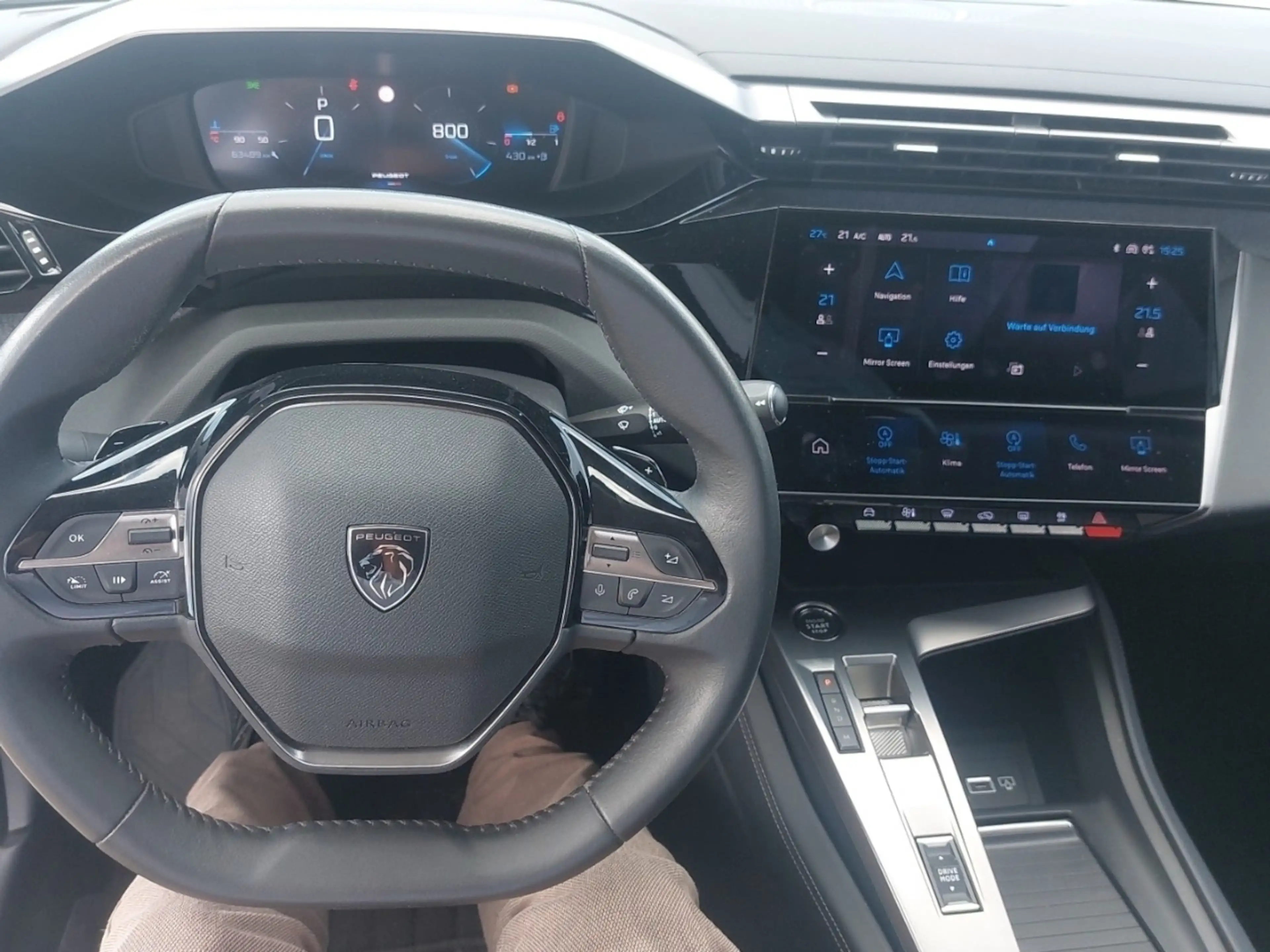 Peugeot 308 SW Allure PureTech 130 EAT8 — photo 12