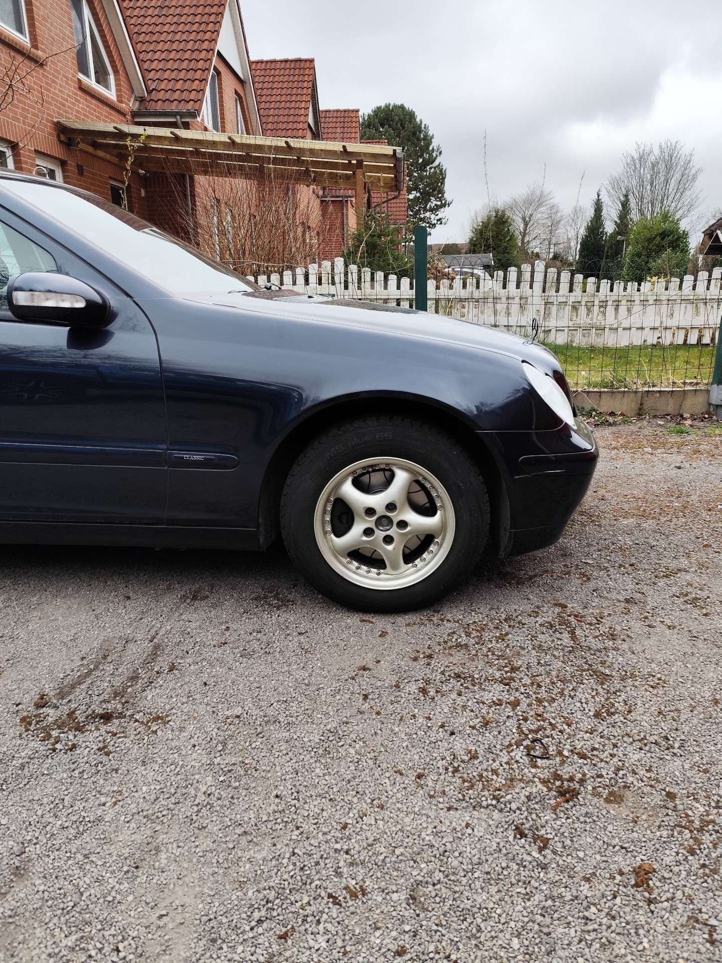 Second hand Mercedes Benz C-Class 