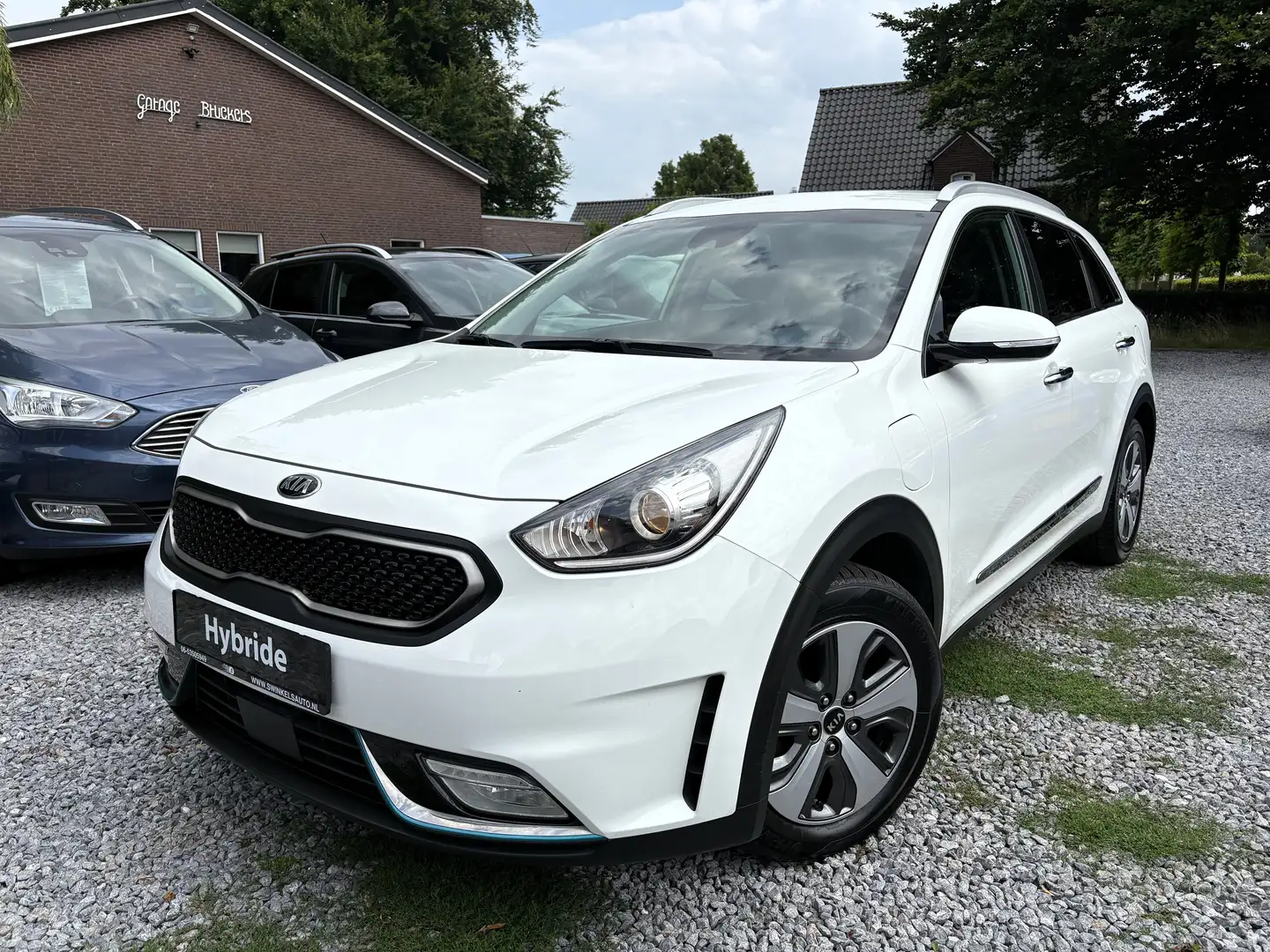Kia Niro 1.6 GDi PHEV Bus. Line-luxe uitv.-verbruik 1 : 77 Blanco - 1