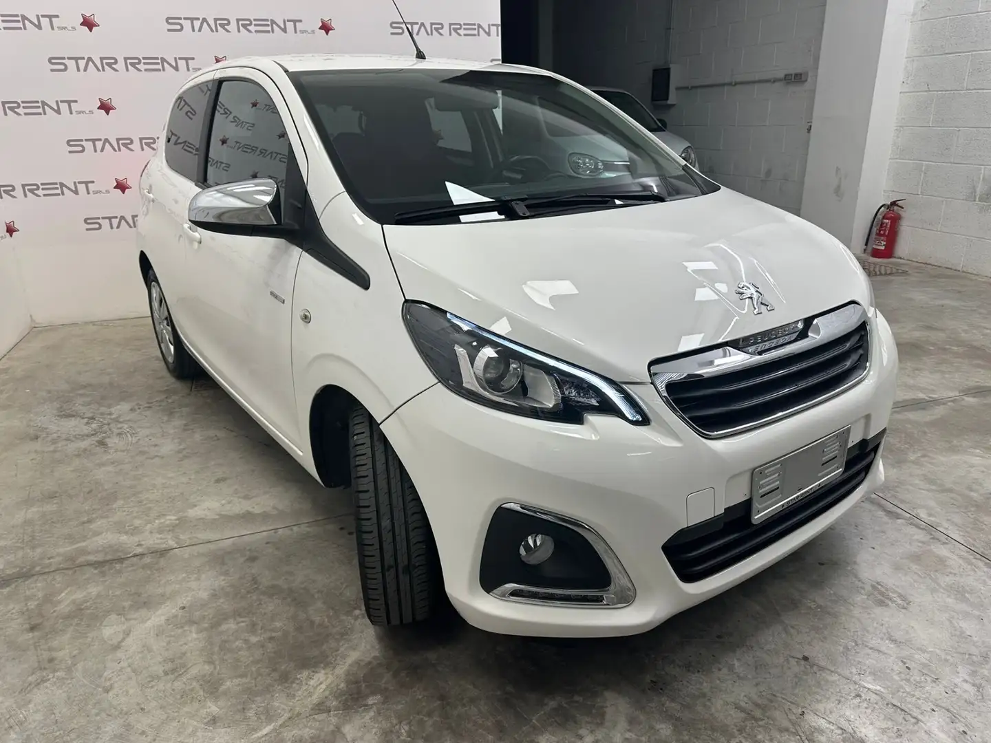 Peugeot 108 VTi 72 ETG 5 porte Active Bianco - 2