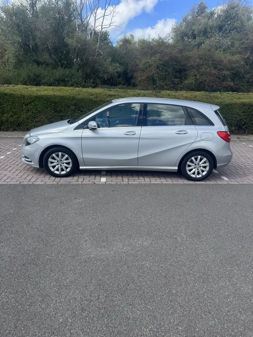 Mercedes-Benz B 200 (BlueEFFICIENCY) 7G-DCT - 1