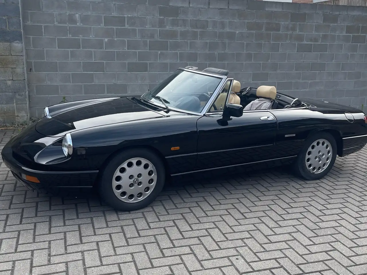 Alfa Romeo Spider, foto 1
