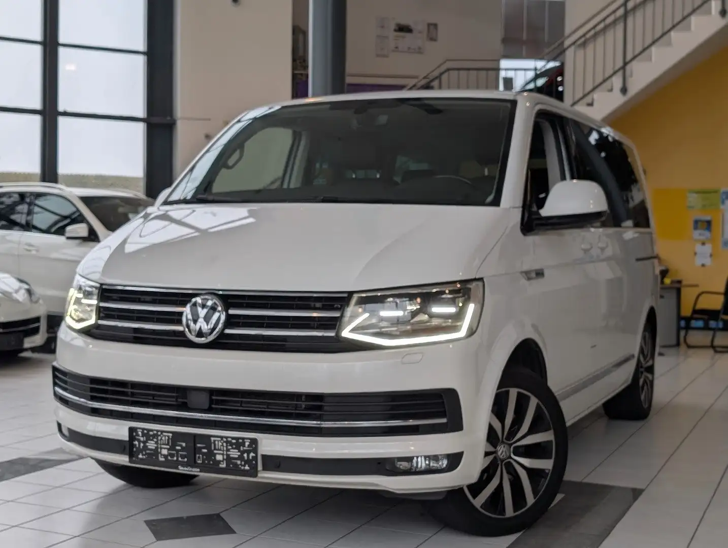 Volkswagen T6 Transporter T6 Multivan Highline AHK LED Standheizung 7 Sitz Blanc - 2