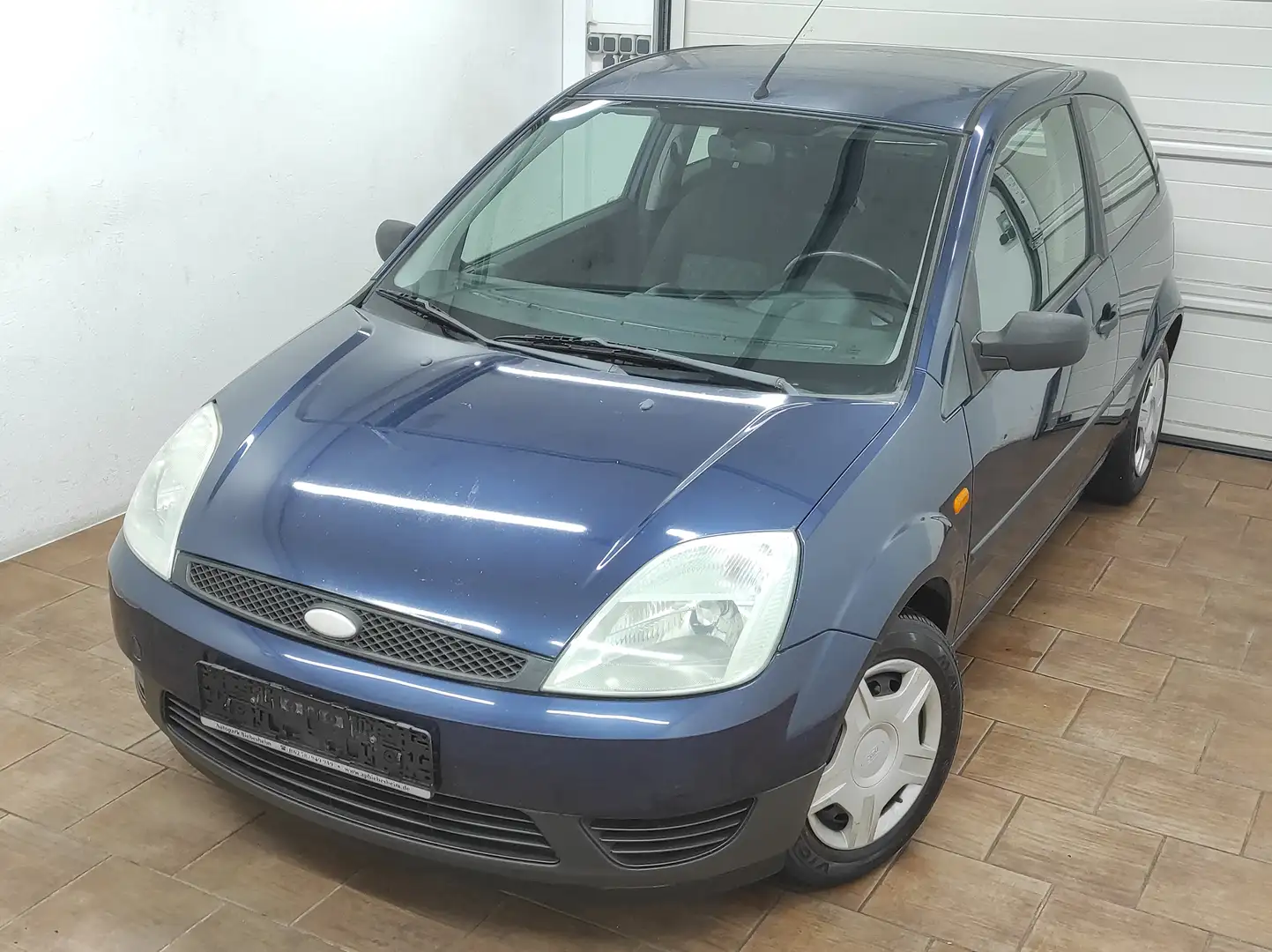 Ford Fiesta 1.4 KLIMA 5Türer EURO-4 ABS RADIO SERVOLENKUNG Bleu - 1