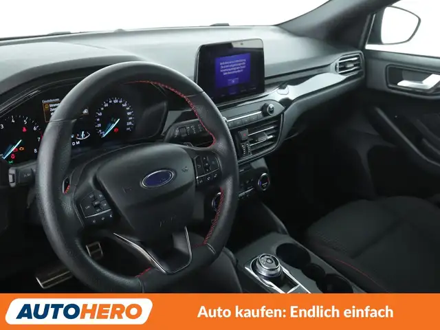 Ford Focus view 11
