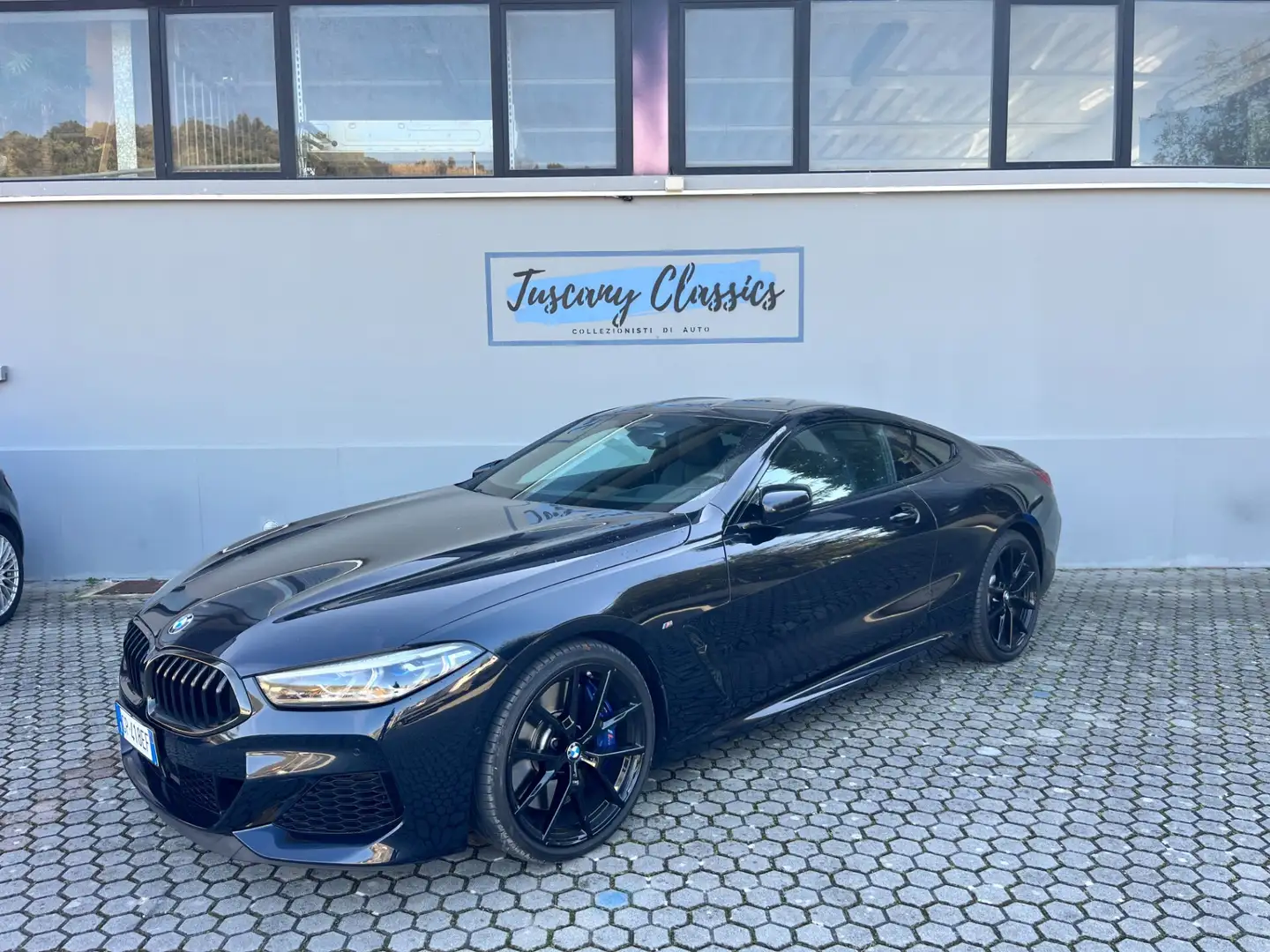 BMW 850 M850i xDrive Coupé Schwarz - 1