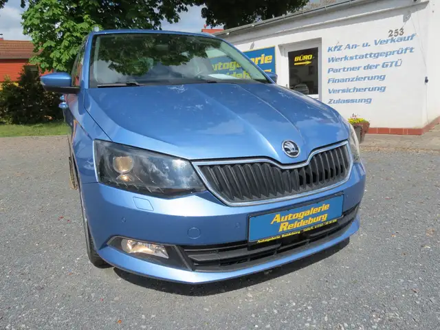 Skoda Fabia Combi Ambition PDC!!Temp.!!SHZ.!! Allwetter!!