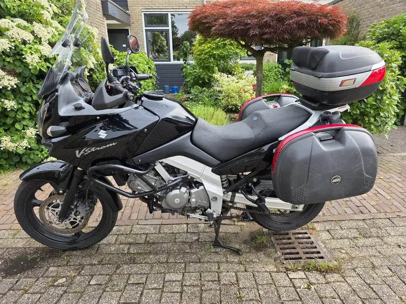 Suzuki V-STROM 650 - foto 6