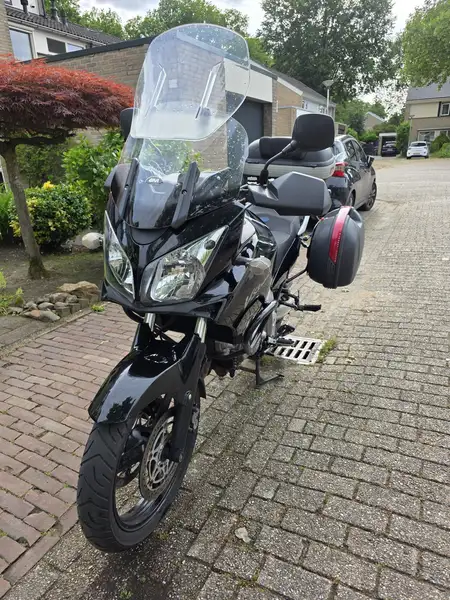 Suzuki V-STROM 650 - foto 8