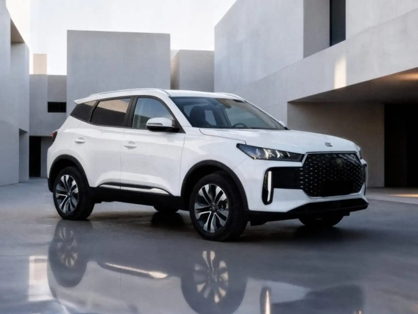 DR Automobiles DR5 1.5 HEV Weiß - 1