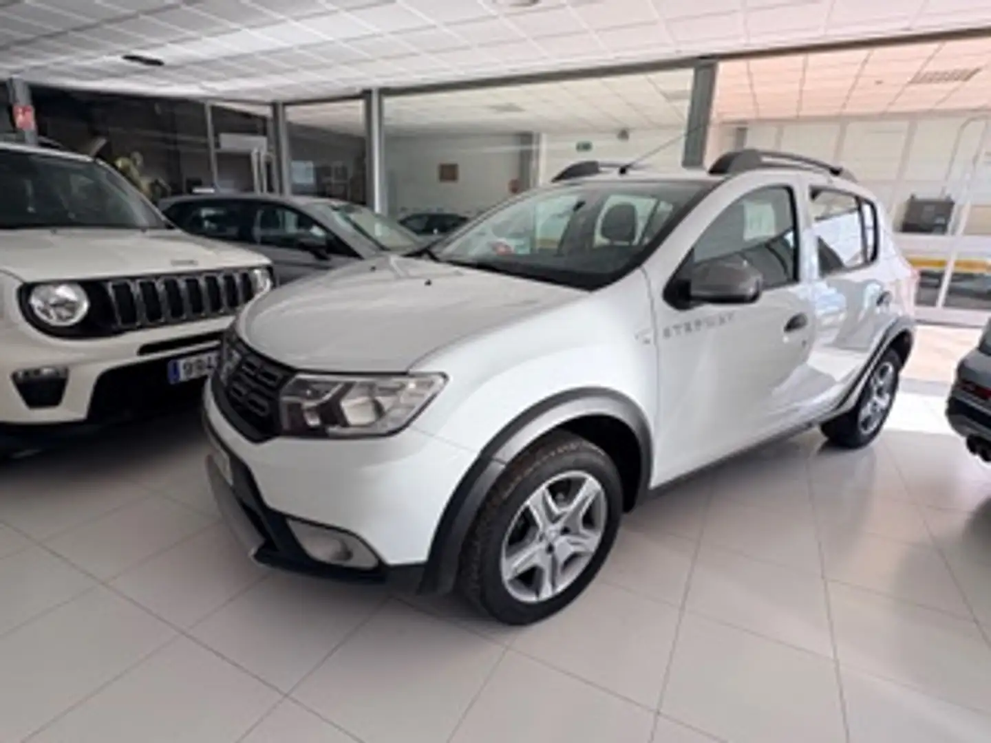 Dacia Sandero Berlina Manual de 5 Puertas Blanco - 2