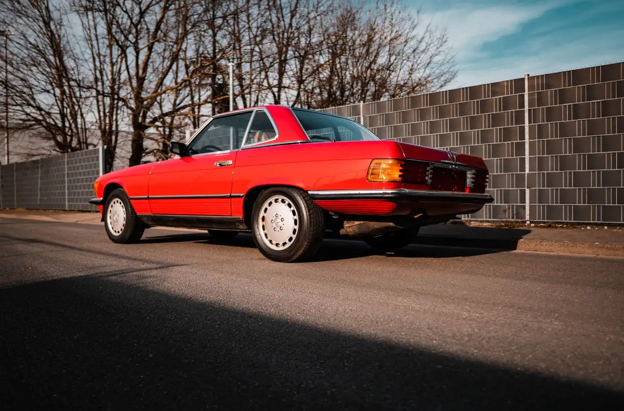 Mercedes-Benz SL 560 Rot/Dattel, foto 6