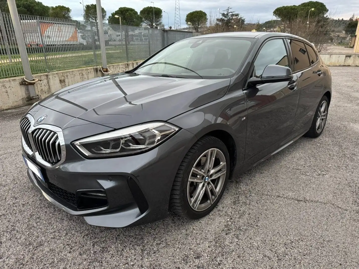 BMW 118 d Msport Sedili sport Alcantara Grigio - 1