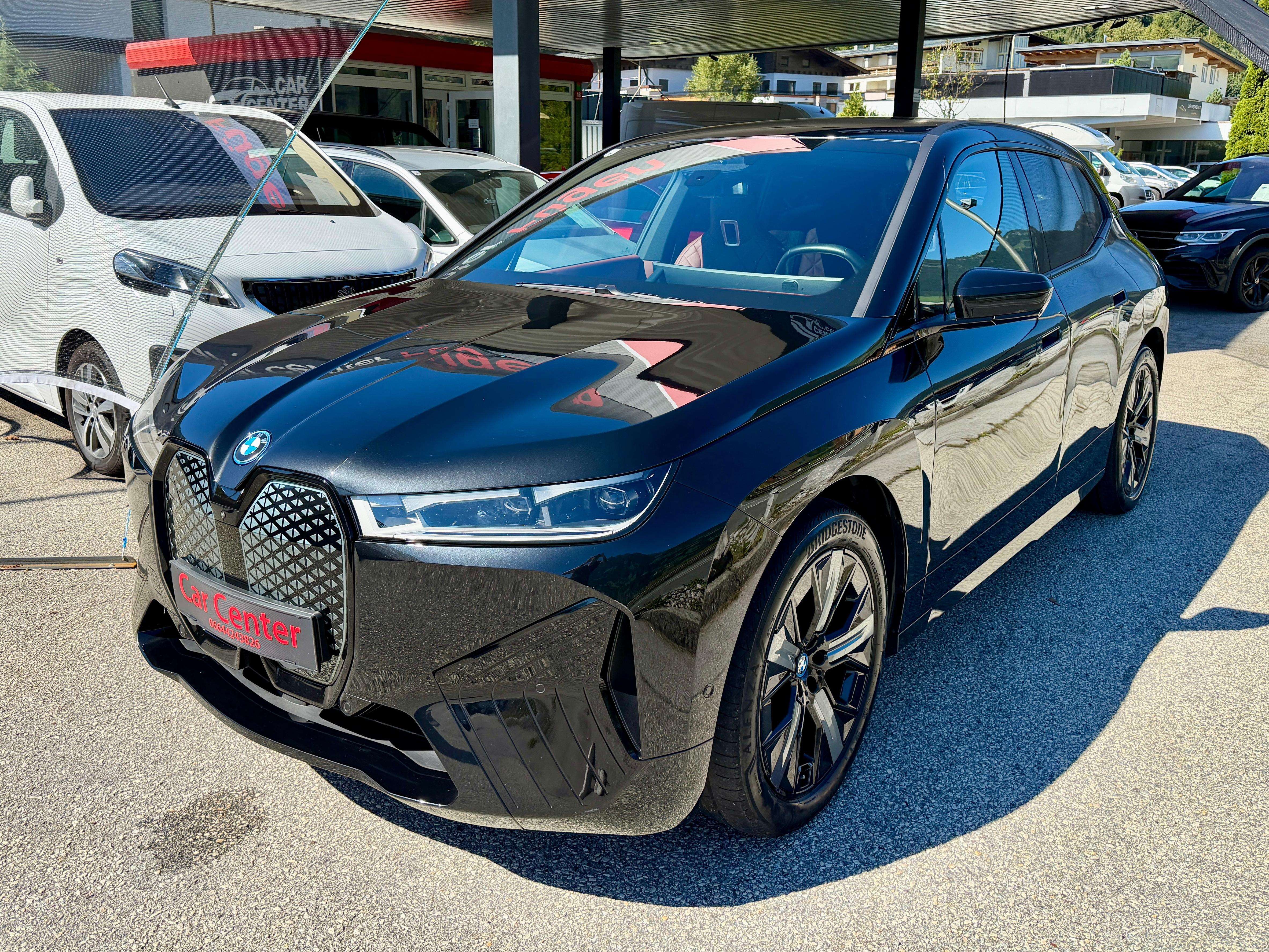 BMW iX