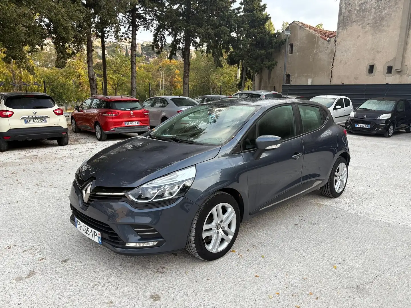 Renault Clio Trend Gris - 2
