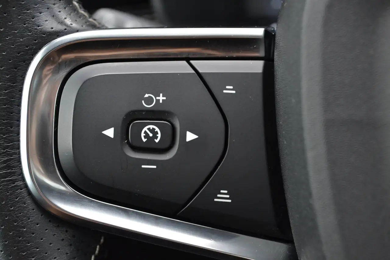 Volvo XC40 1.5 T4 PHEV R-Design * Pano dak * Plug in Hybride, миниатюра 21