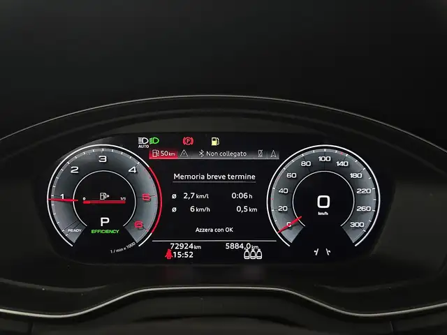 Audi Q5 view 15
