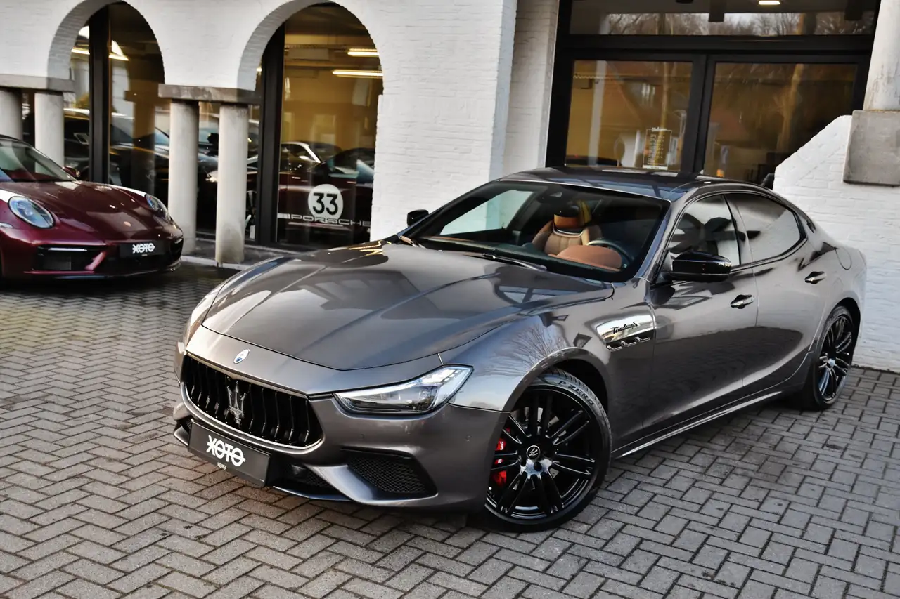 Maserati Ghibli 2021 — фото 19