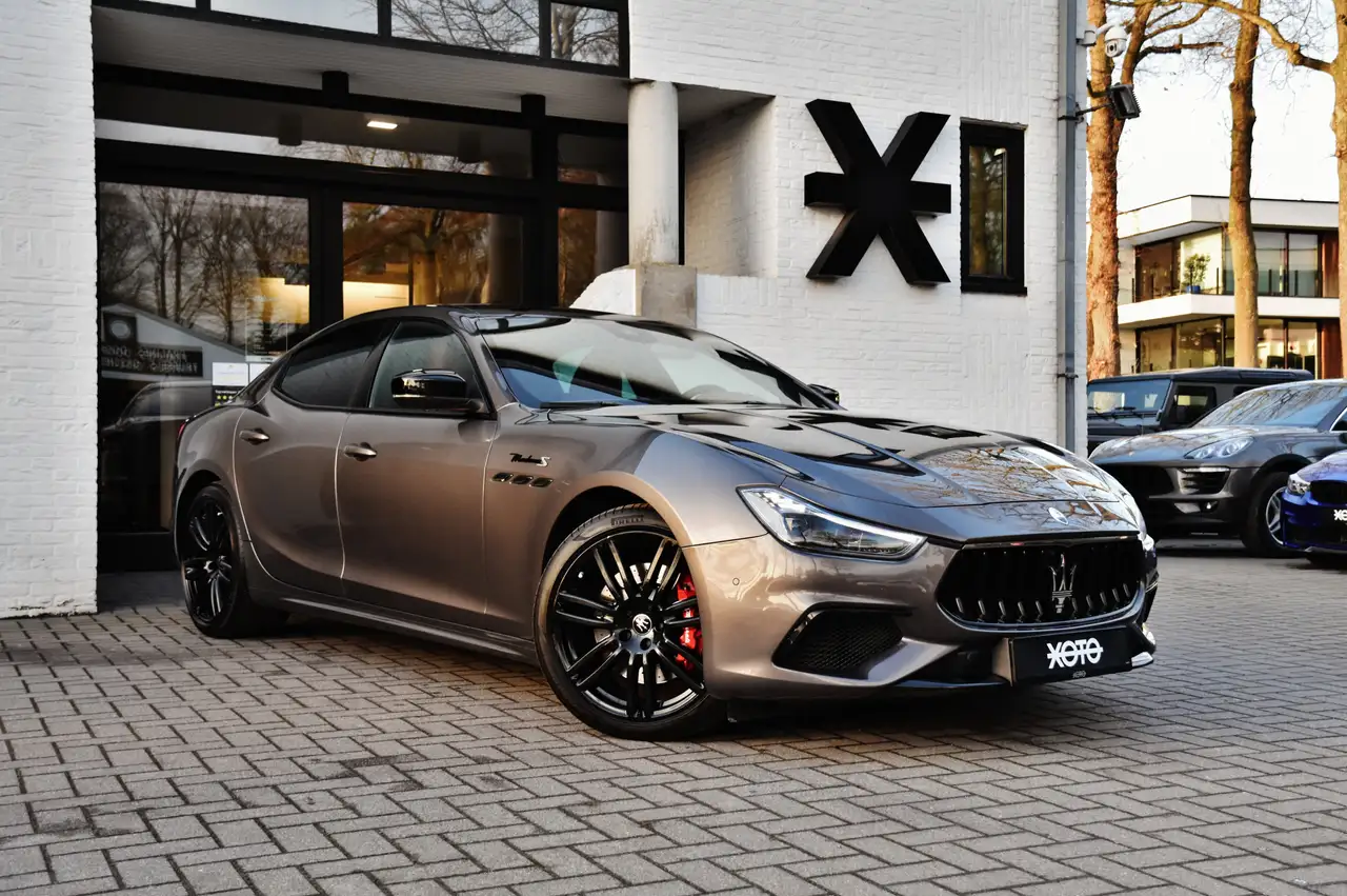 Maserati Ghibli 2021 — фото 17
