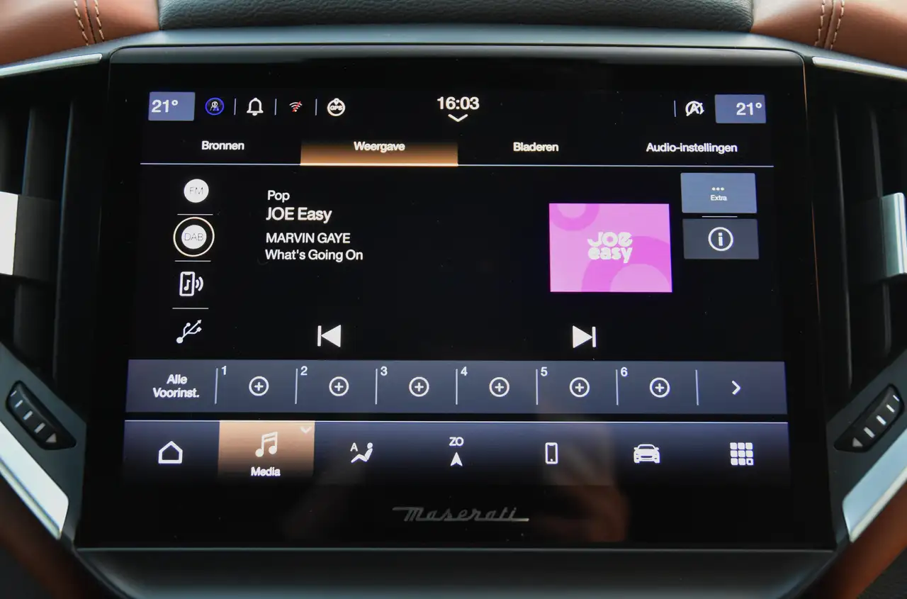 Maserati Ghibli 2021 — фото 31