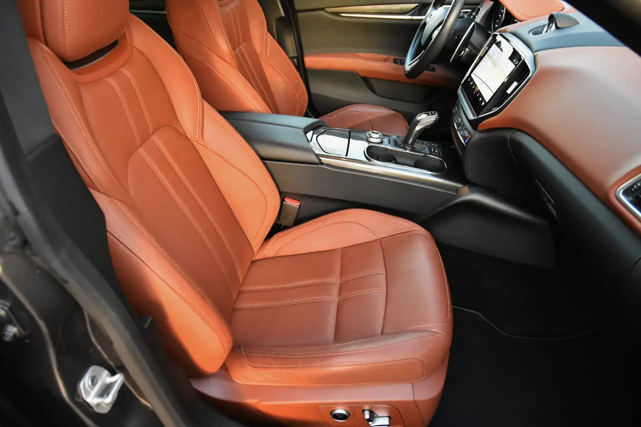 Maserati Ghibli 2021 — фото 14
