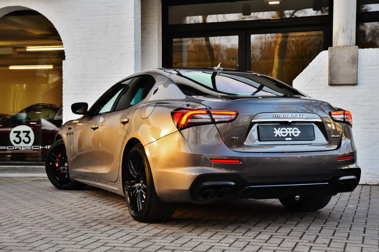 Maserati Ghibli 2021 — фото 15